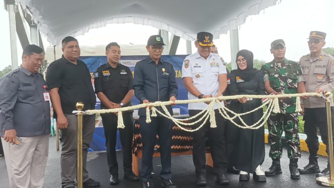 
					Resmikan Jembatan Ikonik Damar Lima, Ini Visi  Bupati Rahmat Trianto