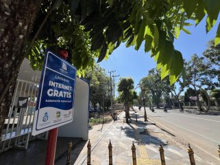 Ket.Salah satu posisi WIFI gratis di dekat Mall Pelayanan Publik. Foto.Ist