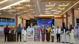 Ket.Bunda PAUD Kabupaten Tanah Laut Hj. Dian Rahmat saat menghadiri peringatan HUT ke-76 IGTKI di Gedung 83 Dua Mas, Pelaihari. Foto.Ist