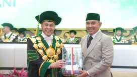 Rahmat Trianto menghadiri Dies Natalis ke-36 Unjani sebagai orator ilmiah sekaligus menjajaki kerja sama program 'Satu Desa Satu Sarjana'. (SANAK.ID/Ist)