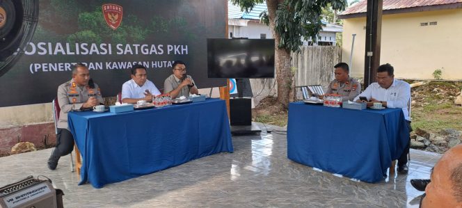 
					Kapolres Tanah Laut AKBP Ricky Boy Siallagan dukung Satgas PKH. (SANAK.ID/Ist)