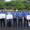 Ket.Wakil Bupati Tanah Laut, H. Muhammad Zazuli, memimpin apel gabungan sekaligus memberikan arahan kepada ASN dan melepas kontingen POPDA Kabupaten Tanah Laut di halaman Kantor Bupati Tanah Laut.Foto.Ist