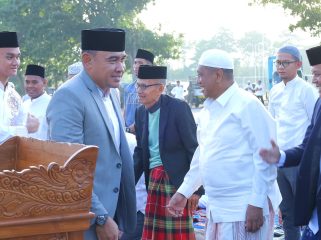 Bupati Rahmat Trianto menghadiri Salat Iduladha 1447 H di Pelaihari Tanah Laut. (SANAK.ID/ARIYANI)