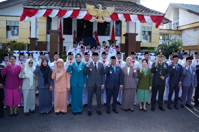 
					Ket.Pemerintah Kabupaten Tanah Laut menggelar Upacara Peringatan Hari Lahir Pancasila Tahun 2026 sebagai momentum memperkuat nilai-nilai kebangsaan dan persatuan. Foto.Ist