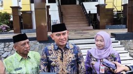 Wawancara-Bupati Tanah Laut Rahmat Trianto pada Peringatan Harganas ke-33 di Pelaihari. (SANAK.ID/SYAIFUL)
