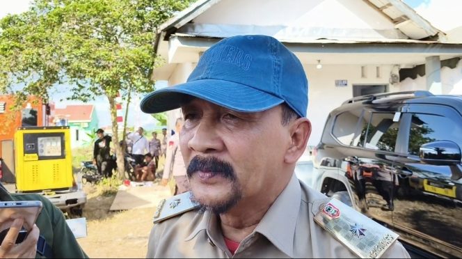 
					Kepala Dinas Pertanian Kalsel - Syamsir Rahman saat memberikan keterangan dalam acara Pencanangan Kabupaten Tanah Laut Sebagai Sentra Jagung Kalimantan Selatan. (SANAK.ID/SYAIFUL) 