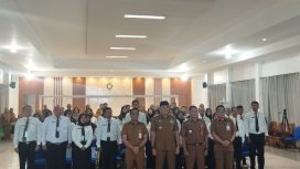 Ket. Bupati Tanah Laut Rahmat Trianto bersama jajaran dan peserta Pelatihan Kepemimpinan Pengawas (PKP) Angkatan V Tahun 2026 pada acara pembukaan di Kabupaten Tanah Laut. Foto.Ariyani