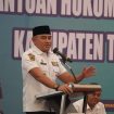 Ket.Bupati Tanah Laut H. Rahmat Trianto memberikan arahan kepada peserta Bimtek Pelatihan Paralegal Posbankum Desa/Kelurahan yang diikuti perwakilan desa dan kelurahan se-Kabupaten Tanah Laut. Foto.Ist