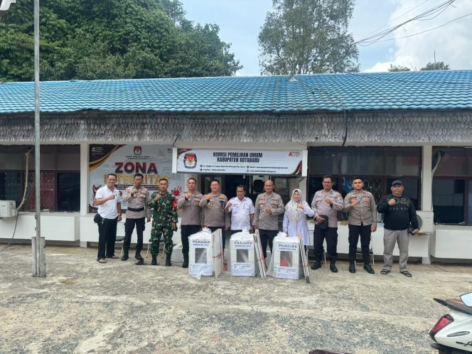 
					Apel Pengamanan dan Deklarasi Damai Pilkades Serentak 2026 di Kecamatan Pulau Sembilan Kotabaru. (SANAK.ID/Dok.Ist) 