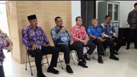 Wakil Bupati Tanah Laut, HM Zazuli, memimpin kegiatan Kunjungan Investasi Pemanfaatan Aset Daerah di kawasan Gunung Kayangan, Pelaihari, Kabupaten Tanah Laut, Kamis (3/9/2026). (SANAK.ID/SYAIFUL)